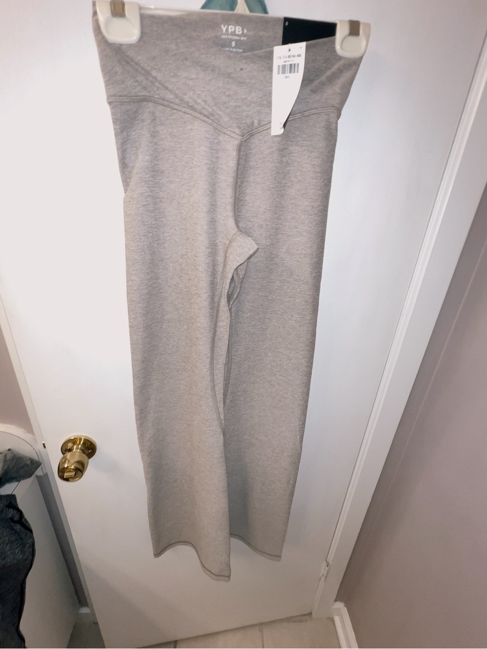 Abercrombie & fitch YPB new flare leggings small